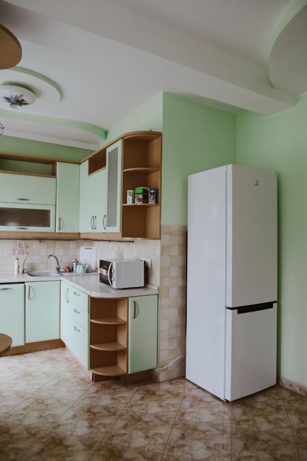 Uneed Rooms 1 - Palace "Ukraine" Kyiv Exterior photo